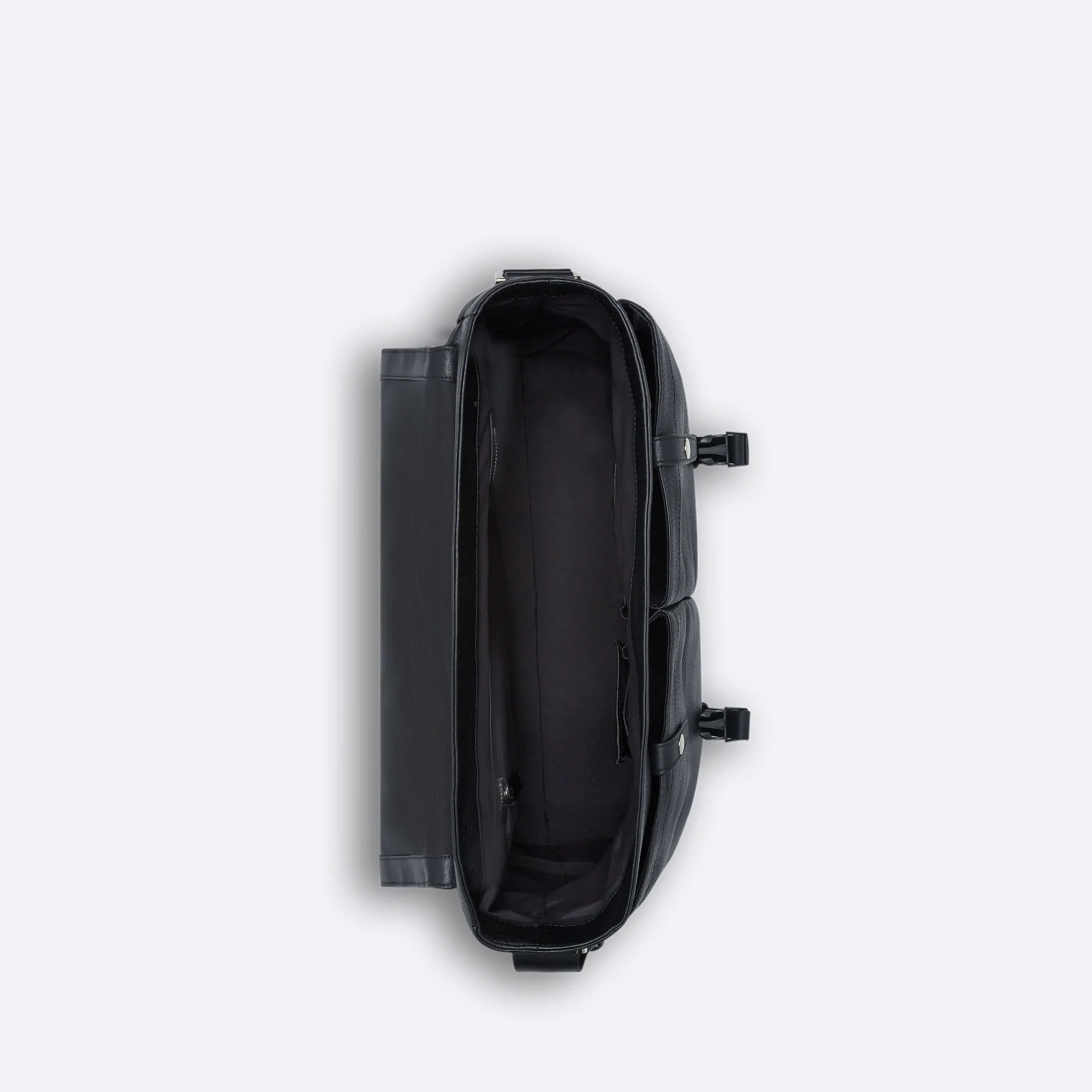 Pebble Leather Messenger Bag